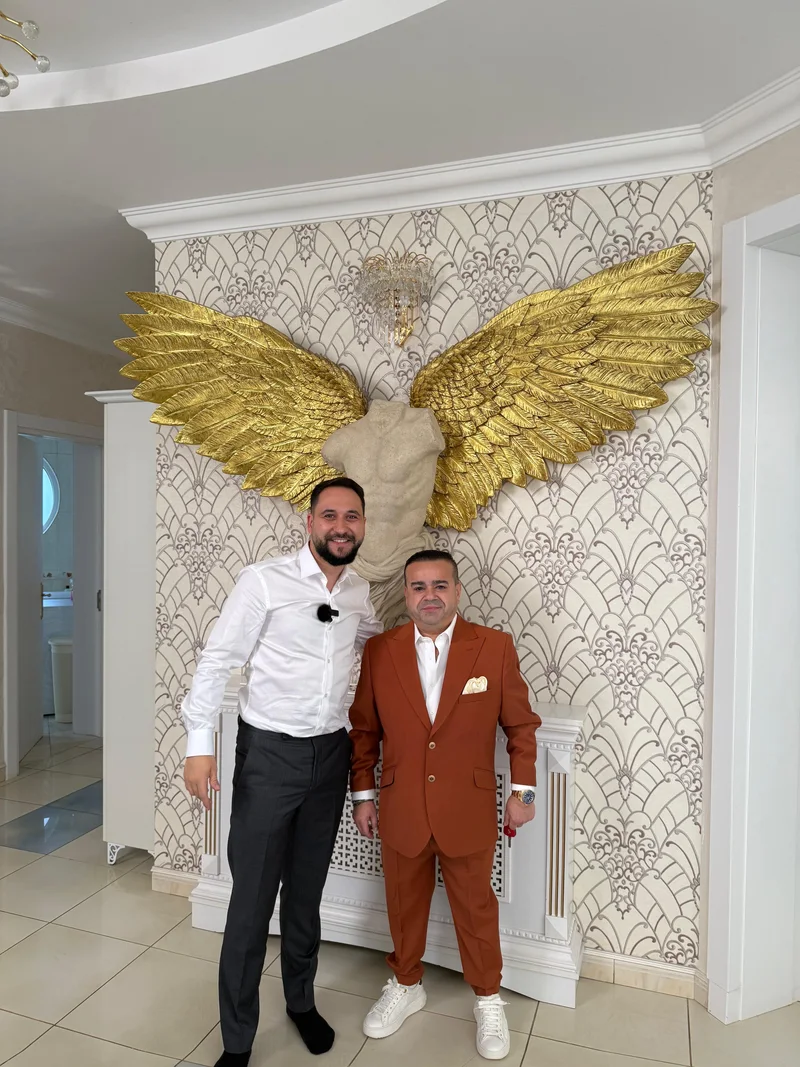 Adrian Minune, client Castellini Tailoring