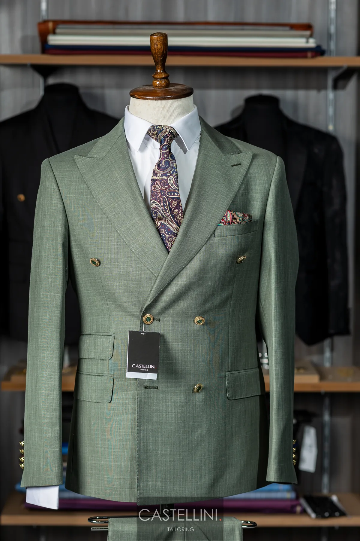 Costum verde sage, croială la două rânduri, Castellini Tailoring