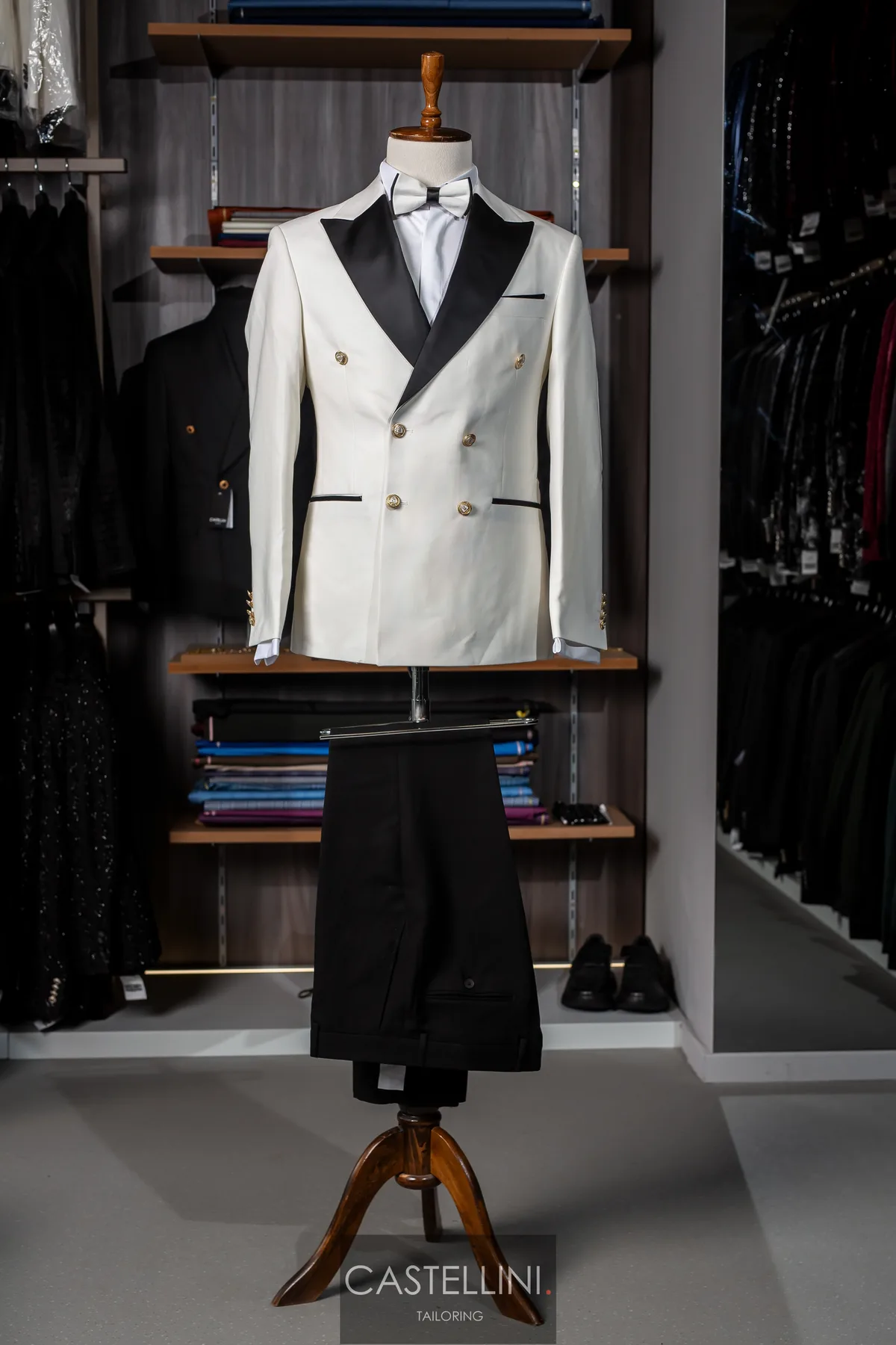 Smoking ivory, croială la două rânduri, Castellini Tailoring