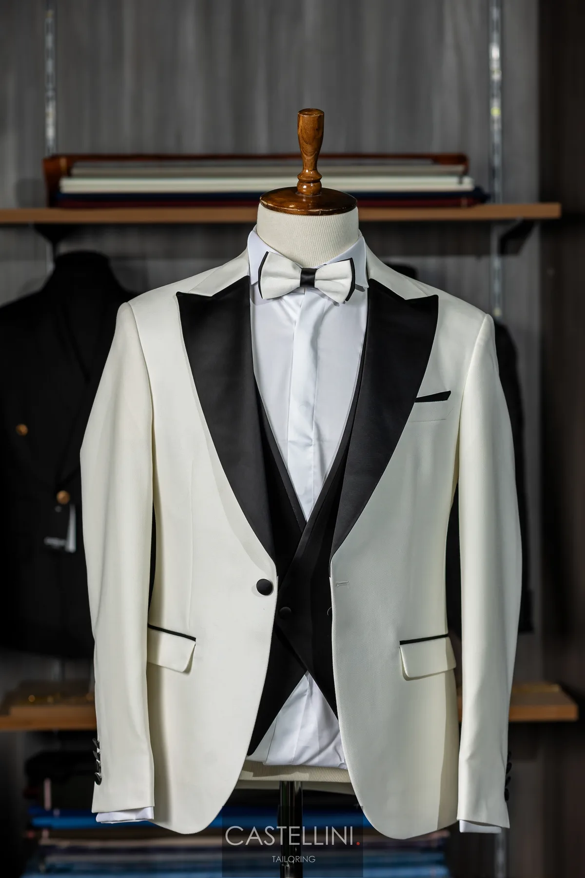 Smoking ivory cu rever satin negru, Castellini Tailoring